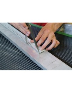 Regla de aluminio con base antideslizante LAG 2