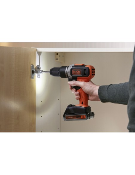 BCD003MEM2K-QW - Taladro Percutor 18V 2 Velocidades con 1 batería 4,0h Litio y 1 batería 2,0Ah Litio