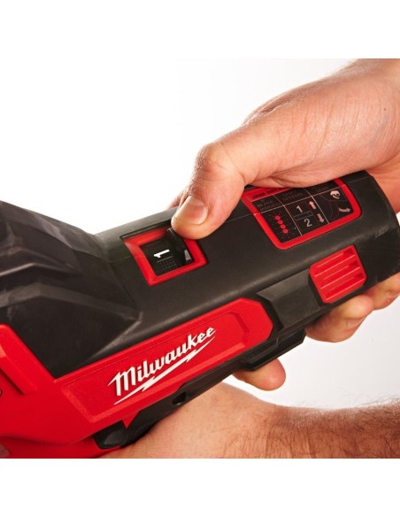 MILWAUKEE 4933431600 Cortadora de cable subcompacta M12 CC