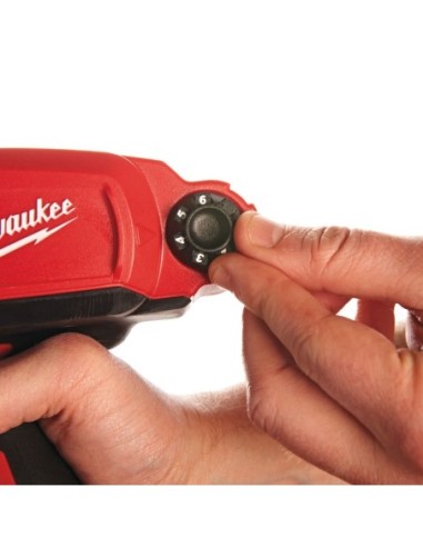 MILWAUKEE 4933441786 Pistola para químicos subcompacta M12