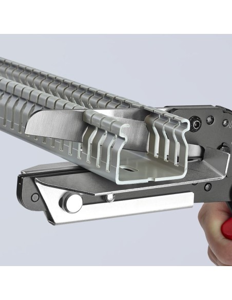 Cortante para plásticos también válido para conductores de cable con fundas multicomponentes bruñido 275 mm KNIPEX 95 02 21