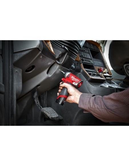 MILWAUKEE 4933464611 Llave de impacto subcompacta M12 FIW14