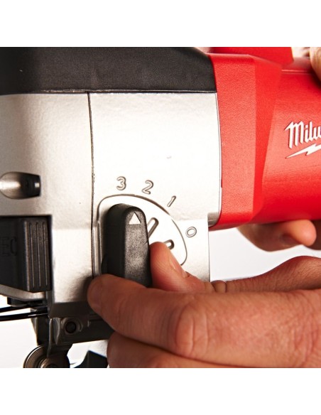 MILWAUKEE 4933417845 Sierra de calar Heavy Duty HD18 JSB