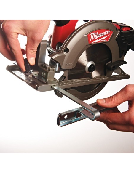 MILWAUKEE 4933446223 Sierra circular para madera y plástico M18 FUEL M18 CCS55
