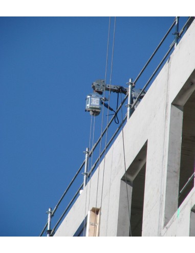 LM 90 Equipment lifting