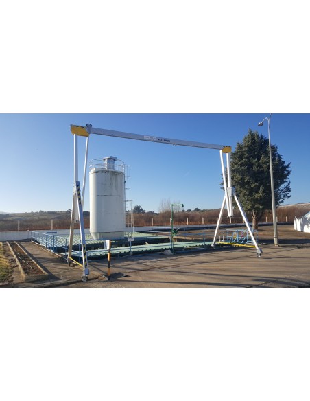 Pórtico PCP-L. Longitud de viga 2m. Altura F1 (regulable de 2,2-3,6 m), capacidad de carga 1.750 Kilos. Incluye 1 Carro de carg