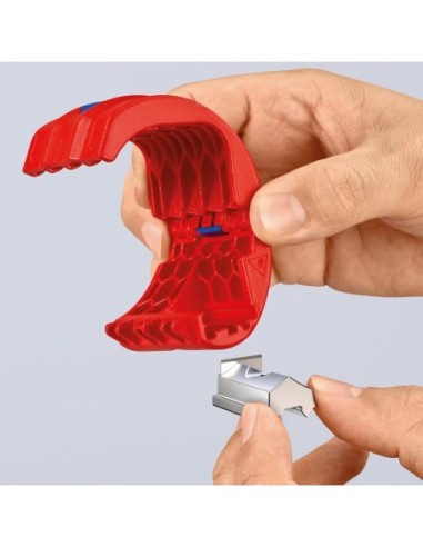 Cortatubos de plástico p.tubos 20-50mm y tubos de goteo KNIPEX