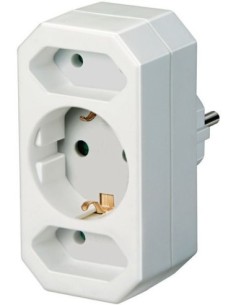 Enchufe adaptador con 2 + 1 tomas de corriente 2