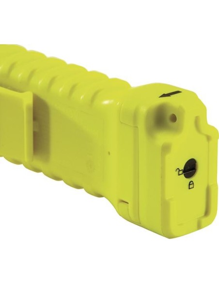 Linterna de bolsillo 3415antichispas Zone 0 Peli
