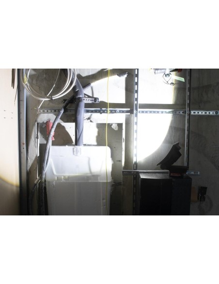 Lámpara trabajo batería NOVA 2 CONNECT 200-2000lumen sin bat. SCANGRIP