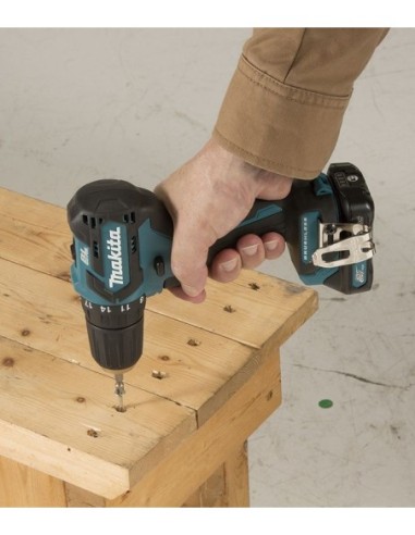 Makita DF332DSAE Taladro atornillador 12Vmax CXT BL 10 mm