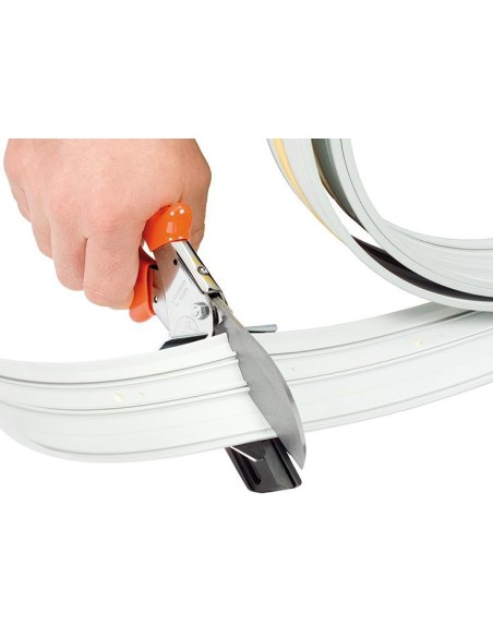 Tijera para canal de cables 3606 LÖWE
