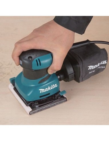 Makita BO4556K Lijadora orbital 112 x 102mm