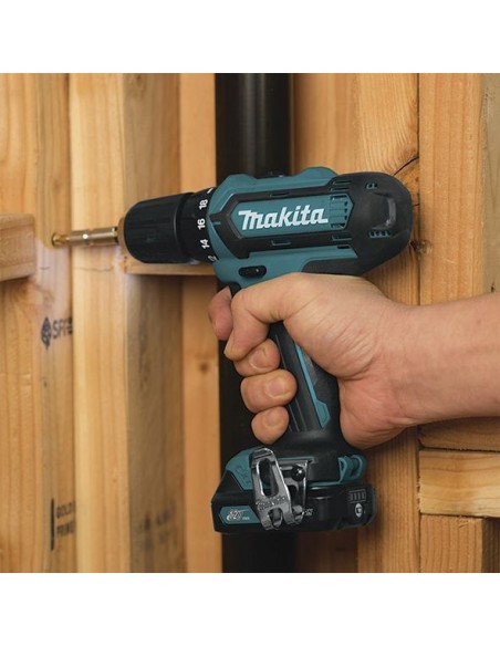 Makita DF331DSAX6 Taladro atornillador 10.8V 2.0Ah con nevera Makpac