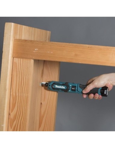 Makita TD022DSE Atornillador recto de impacto 7.2V