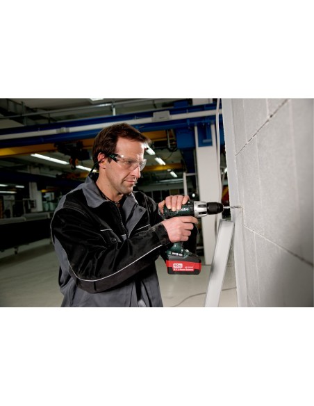 SB 18 LT Taladro atornillador de percusión de batería/18V 2x Ion de litio Cargador ASC 55 metaBOX 145